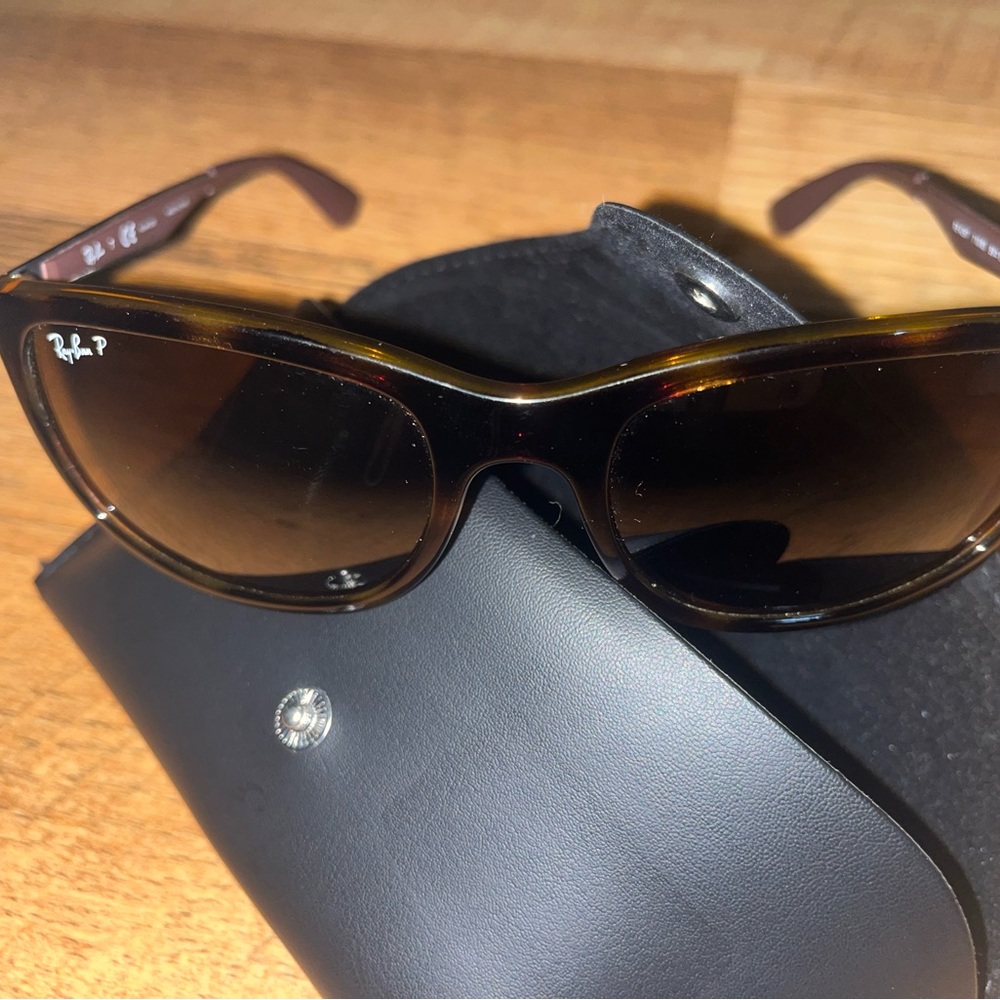 Ray-Ban Brown Sunglasses with Black Case - Picture 7 of 9